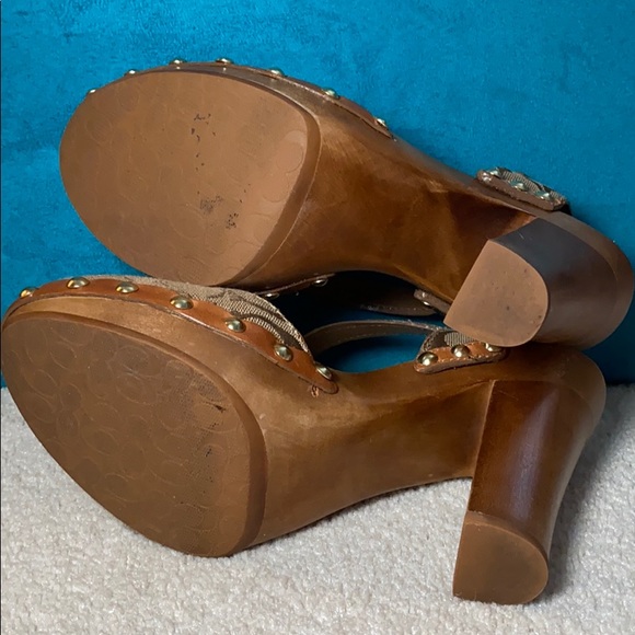 Coach Size 8 Heels - Picture 3 of 4
